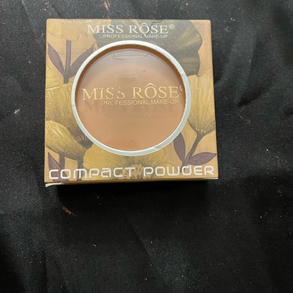 Compact Powder - Natural Beige